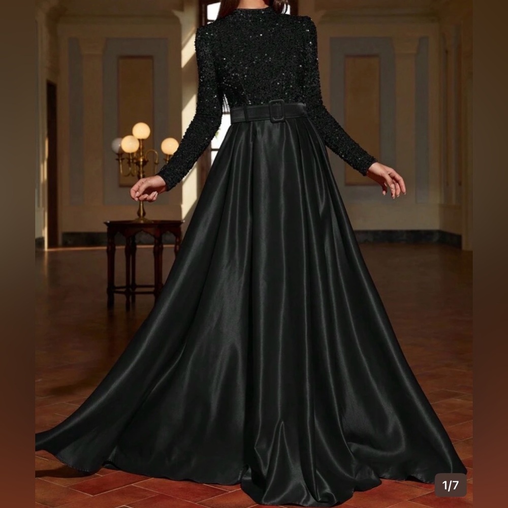 Elegant Black Long Sleeve Dress